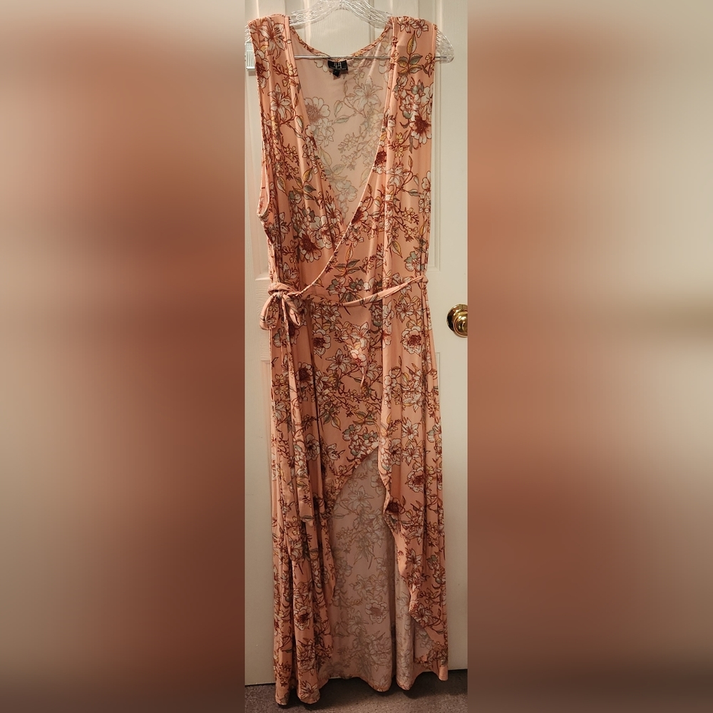 Derek Heart Dress. Like new. Peach and green 3 XL. super soft